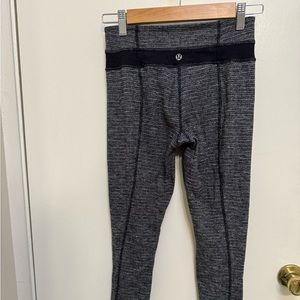 Lulu pants size 6 black and white striped